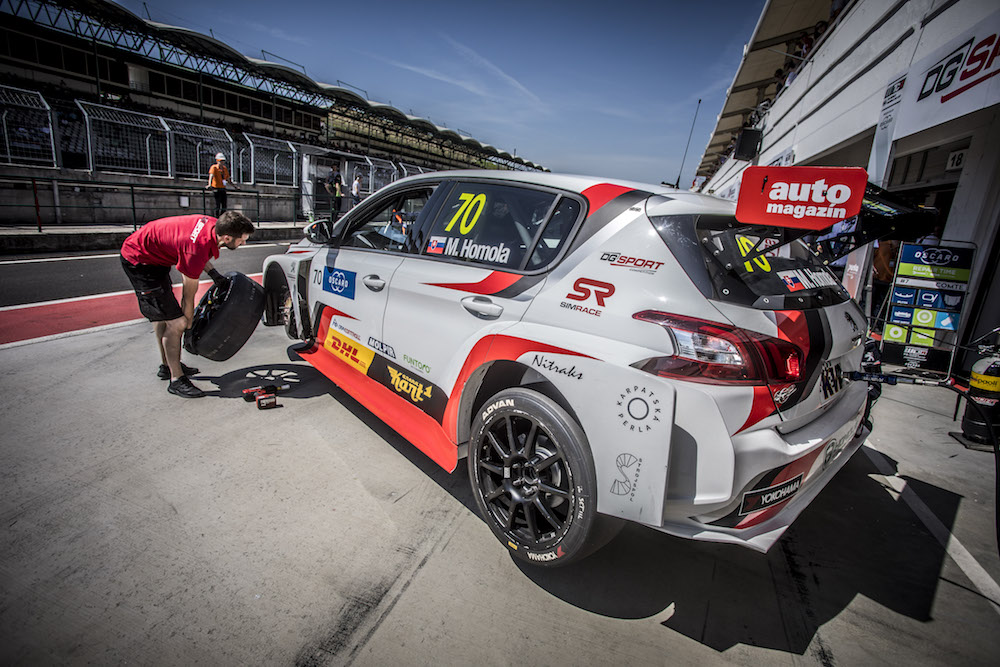 HOMOLA Mato (SVK), DG Sport Competition, PEUGEOT 308TCR, stand pit lane during the 2018 FIA WTCR World Touring Car cup, Race of Hungary at hungaroring, Budapest from april 27 to 29 - Photo Gregory Lenormand / DPPI